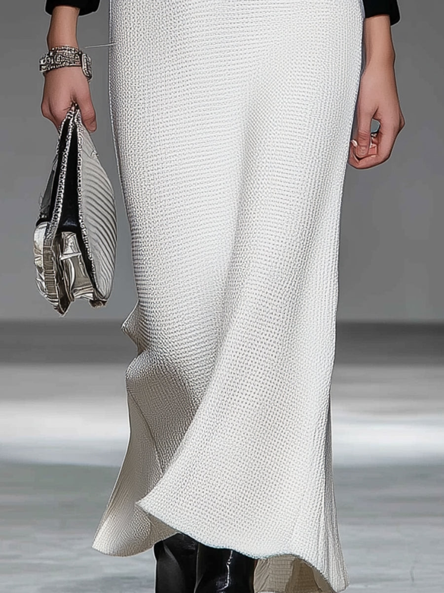 White Spliced black V-neck High Elastic Knit Maxi Dress