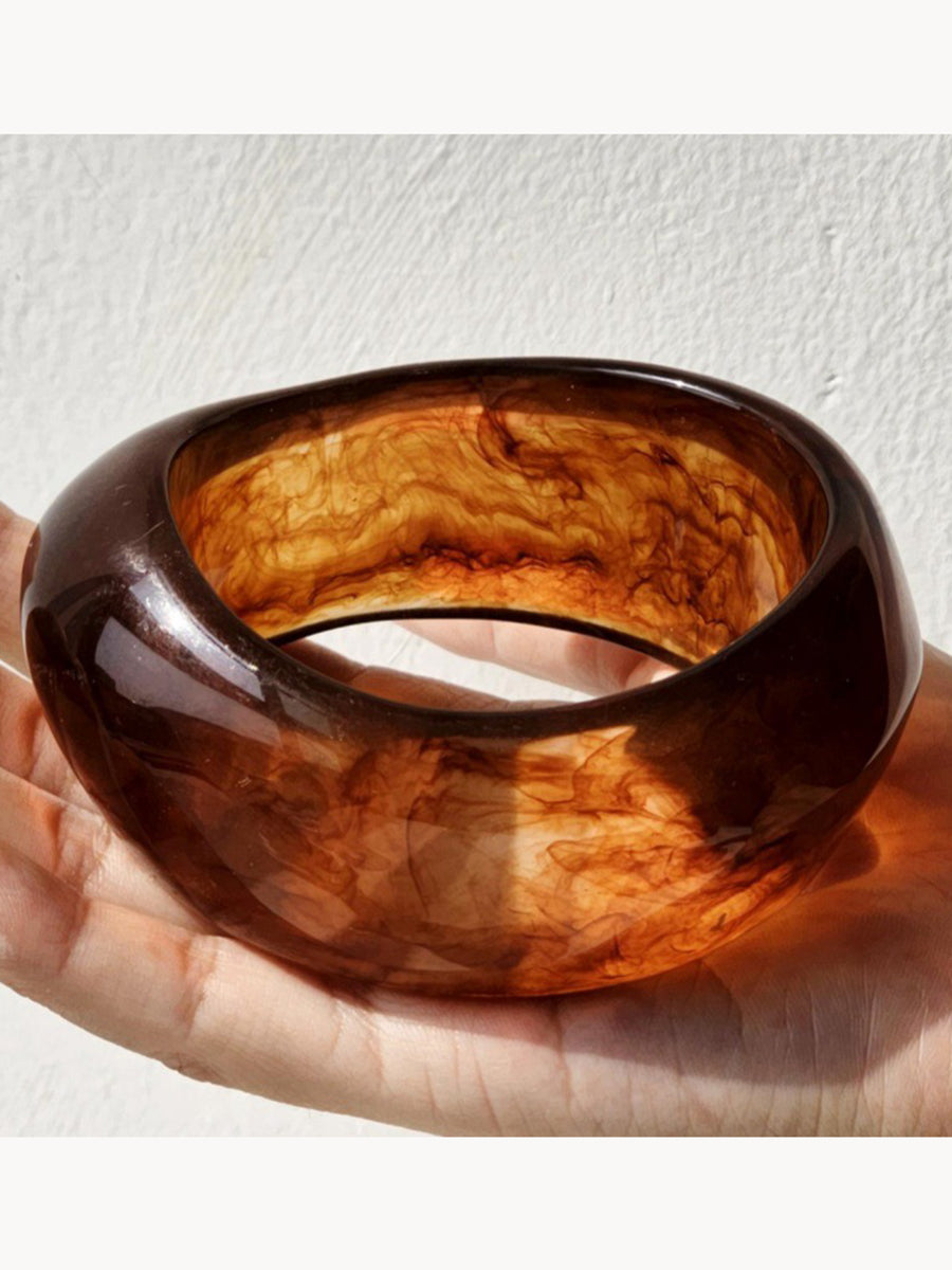 Wide Oval Geometric Curved Resin Bracelet