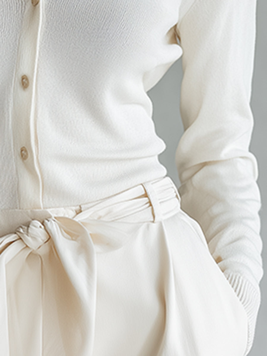 High-end Fashionable Fake Two-piece Contrast Collar White Knitted Sweater