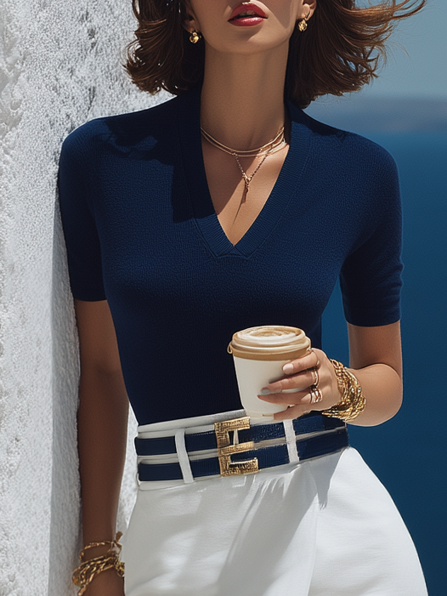 Elegant Navy Blue V-neck Short-sleeved Knitted Top