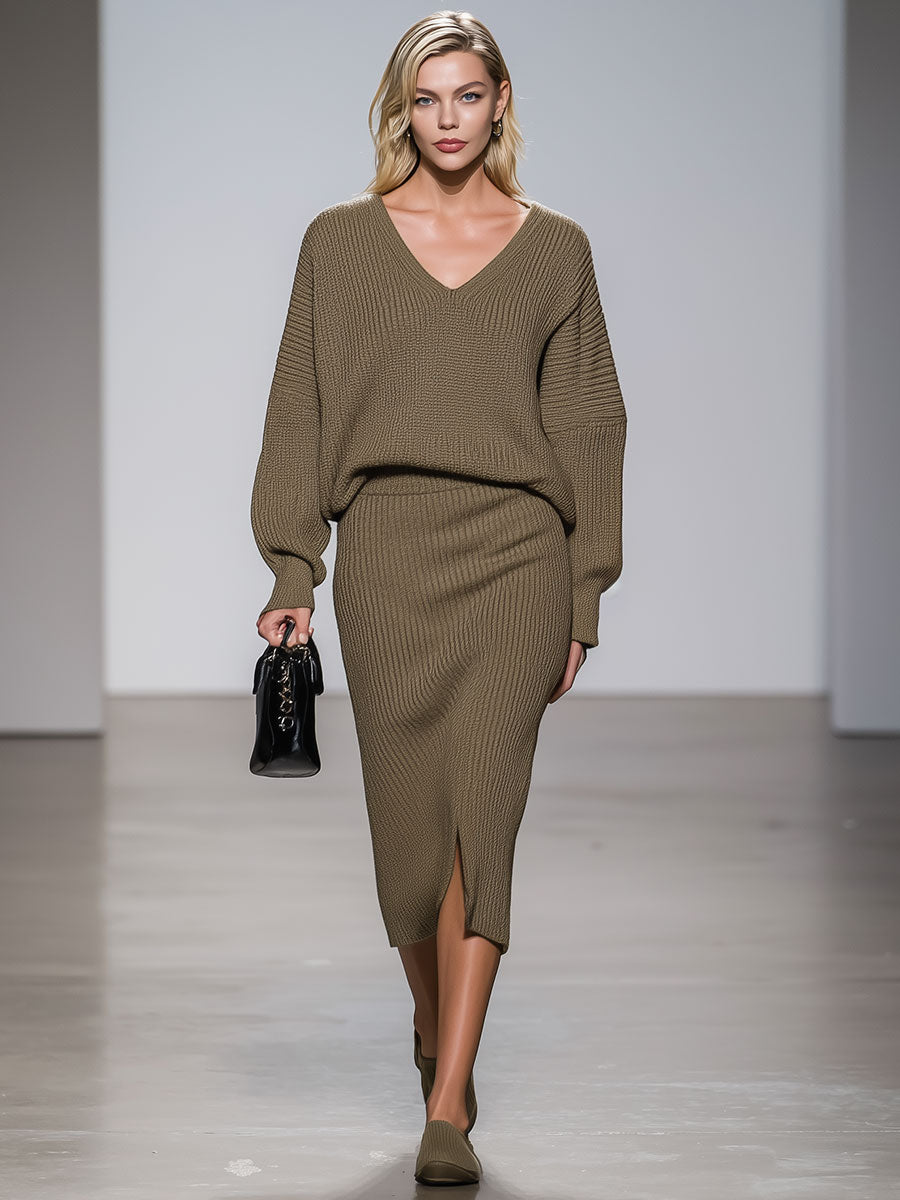 Retro Fashion V-Neck Khaki Sweater Knitted Suit