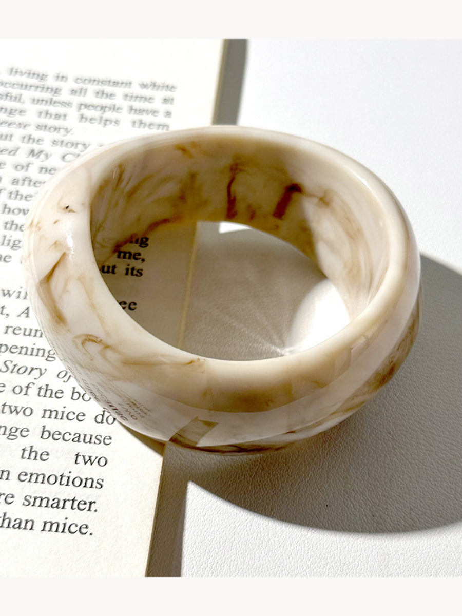 Wide Oval Geometric Curved Resin Bracelet