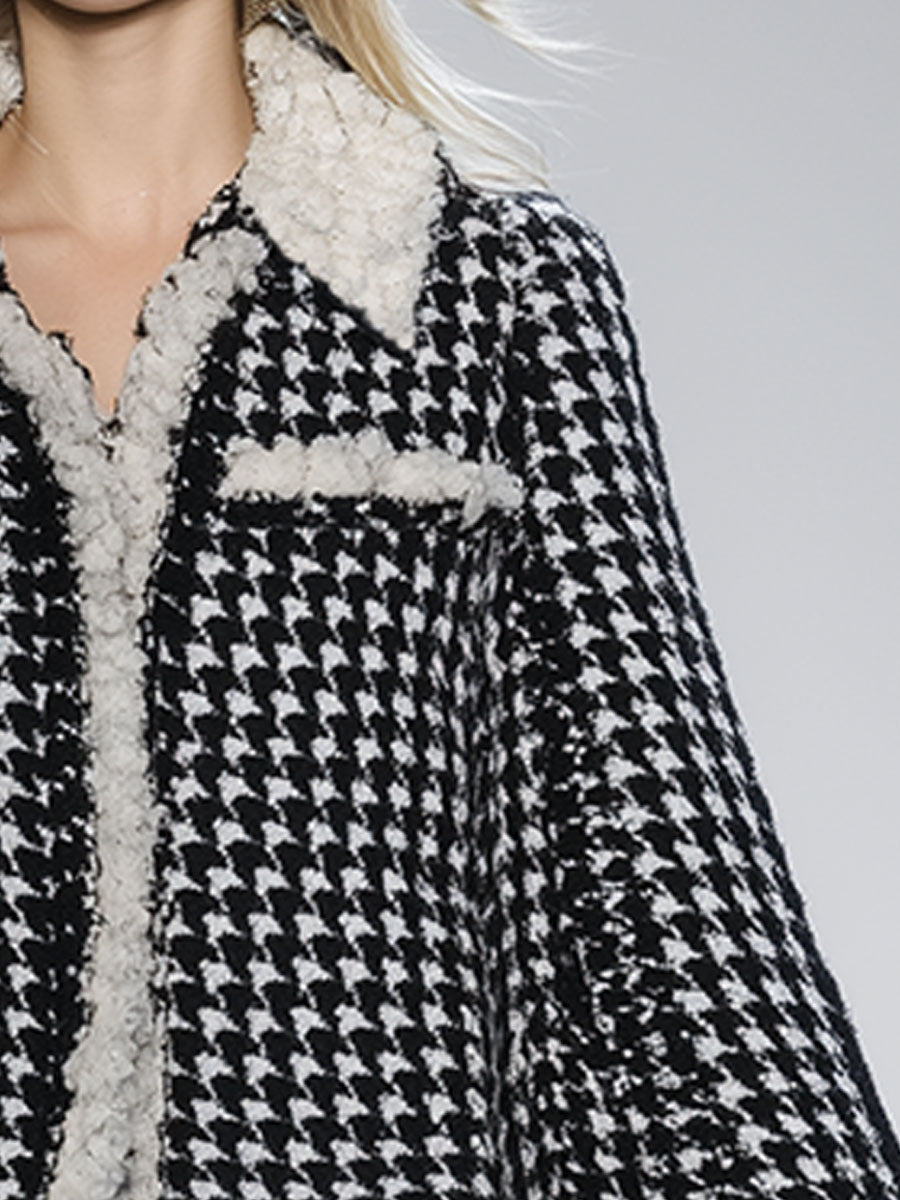 Fashionable Loose Black And White Houndstooth Cape Coat